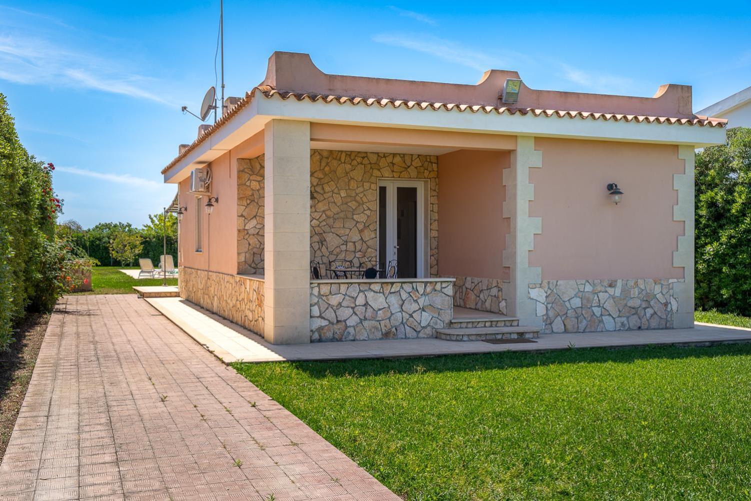 סירקוזה Villa Bouganville Con Piscina By Wonderful Italy מראה חיצוני תמונה